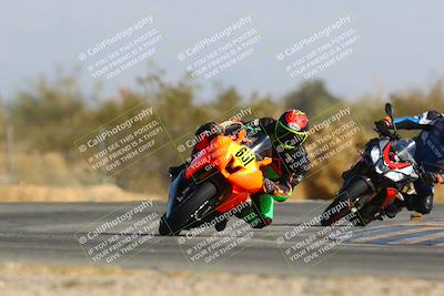 media/Jan-14-2024-SoCal Trackdays (Sun) [[2e55ec21a6]]/Turn 2 (1025am)/